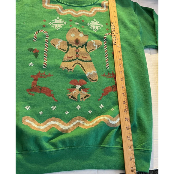 Christmas Holiday Green Sweatshirt Size SMALL Gingerbread Man Candy Cane XMAS - Picture 6 of 9